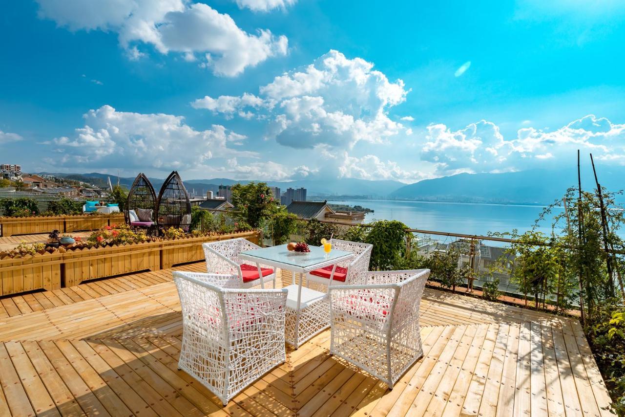 Отель Dali Dare Sea View Gueshouse Экстерьер фото