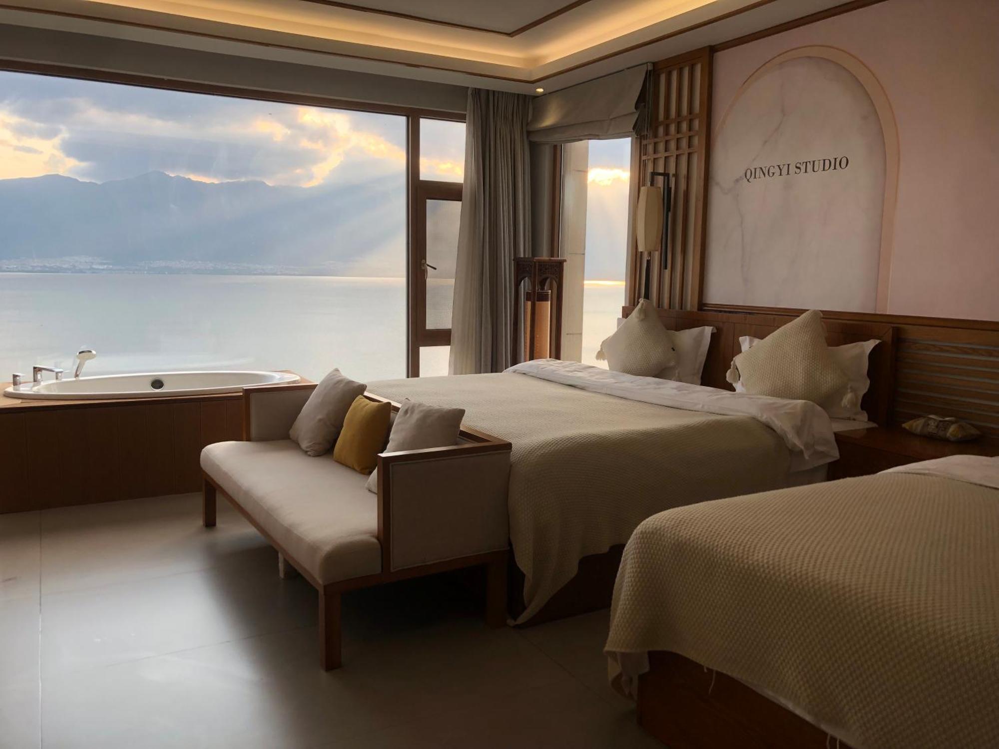 Отель Dali Dare Sea View Gueshouse Экстерьер фото